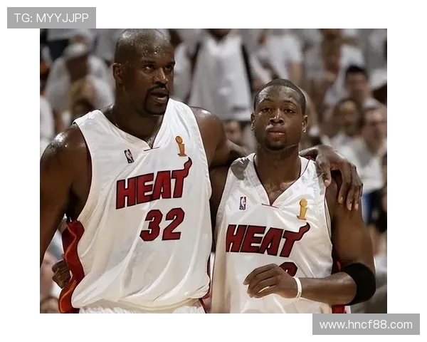 上将与奥尼尔的全面数据对比分析揭示篮球场上的不同风格与实力差异